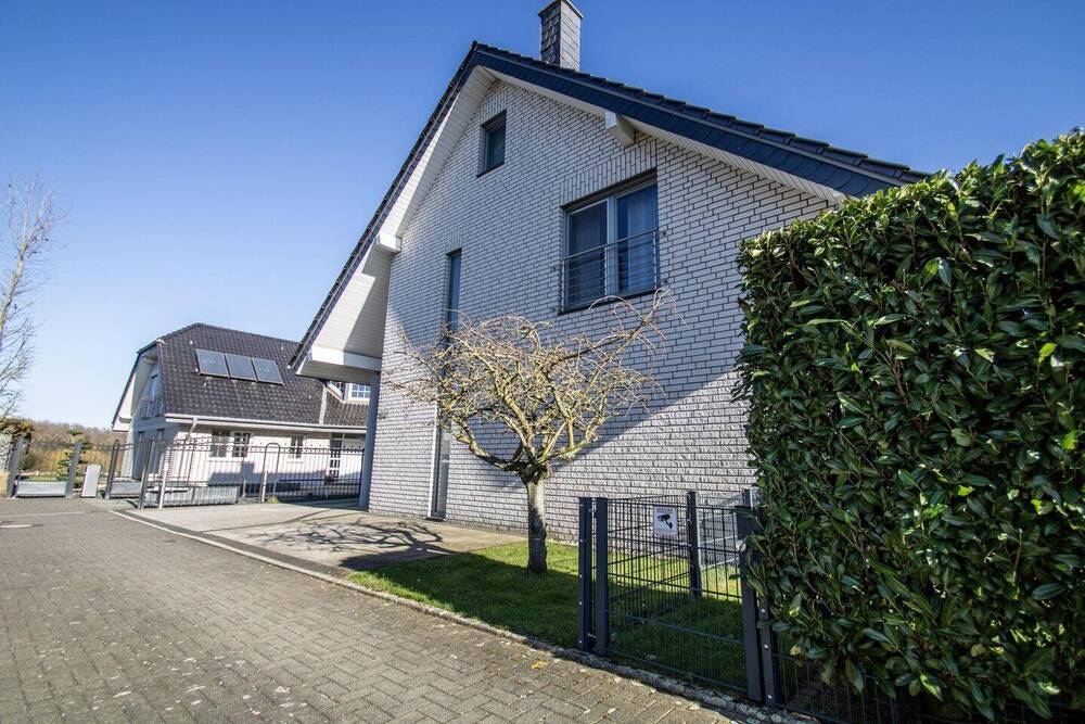 Thumbnail-Souverän wohnen - Großzügiges Familienhaus in ruhiger Bestlage mit Anspruch