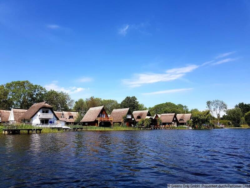 Thumbnail-TRAUMHAFTES REETGEDECKTES BOOTSHAUS AM SEE - EIN JUWEL IN DER MECKLENBURGER SCHWEIZ