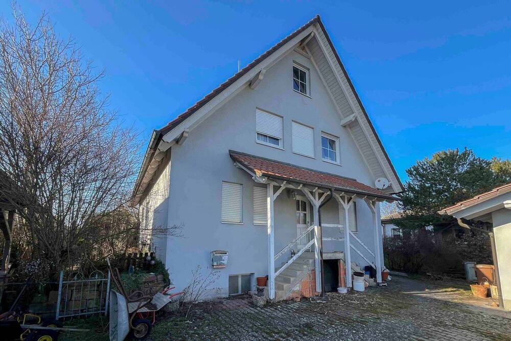 Thumbnail-Freistehendes Einfamilienhaus mit Doppelgarage und großem Grundstück in HausenSteinfeld