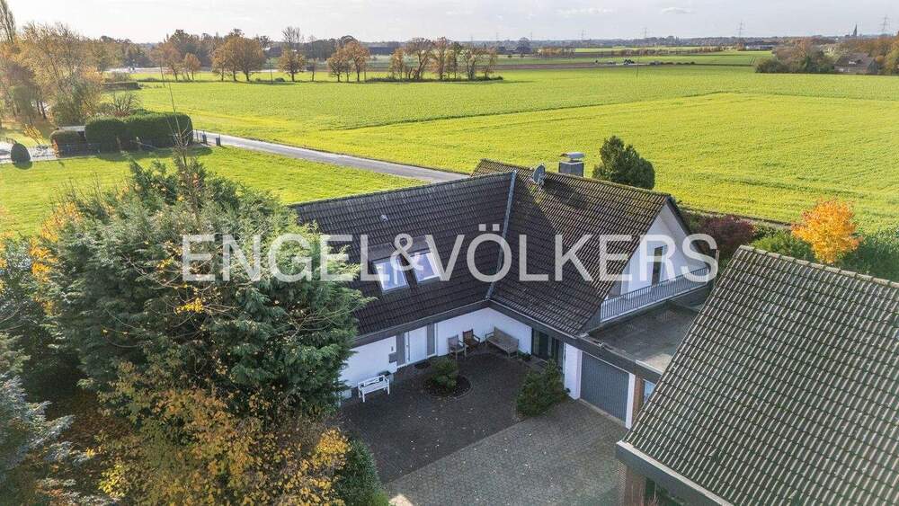 Thumbnail-Zwei Häuser unter einem Dach mit unverbaubarem Fernblick! Genießen Sie herrliche Aussichten im Forstwald!