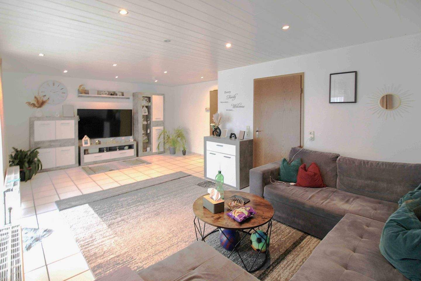 Thumbnail-Mehrfamilienhaus mit Garten und Stellplätzen in ruhiger Lage in Hürtgenwald-Kleinhau