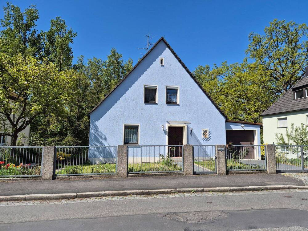 Thumbnail-Wohnen am Wiesengrund - gepflegtes Familienhaus mit Wintergarten und Gartenidylle