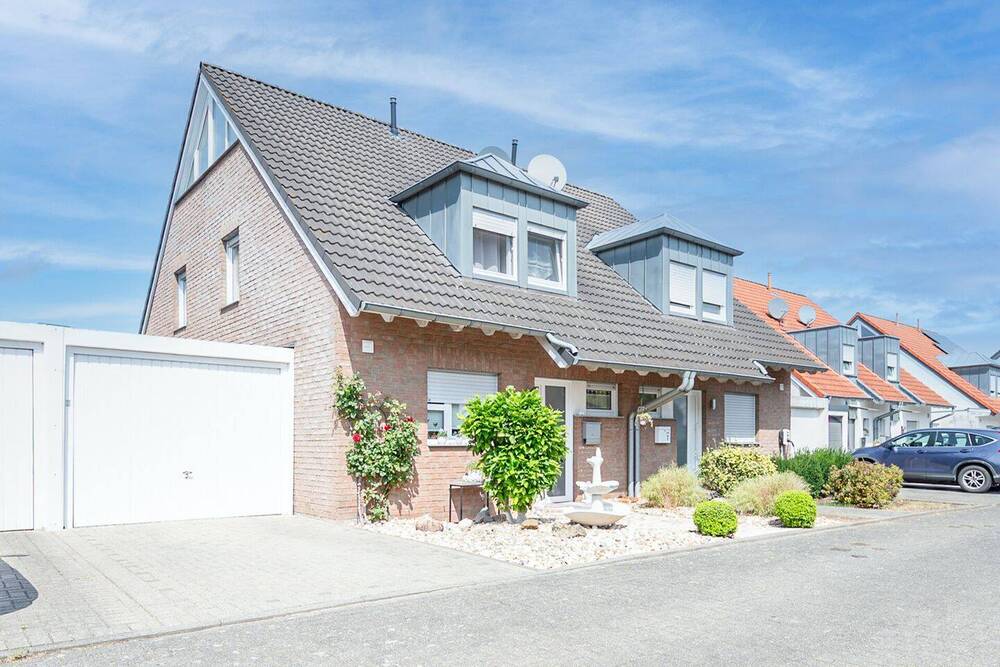 Thumbnail-Zuhause mit Wohlfühlfaktor: Familienfreundliche Doppelhaushälfte in Toplage von Wassenberg-Myhl!