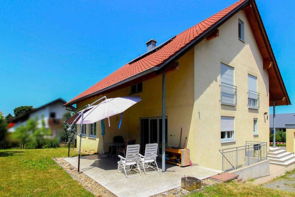Thumbnail-Familienidylle in ruhiger Lage - großzügiges Einfamilienhaus mit Gartenparadies in Gemmingen