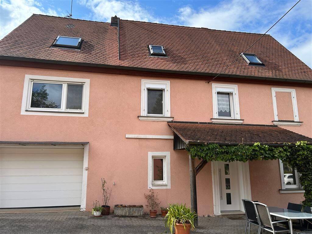 Thumbnail-Vielseitiges, gepflegtes Bauernhaus mit großem Platzangebot und flexiblen Nutzungsmöglichkeiten