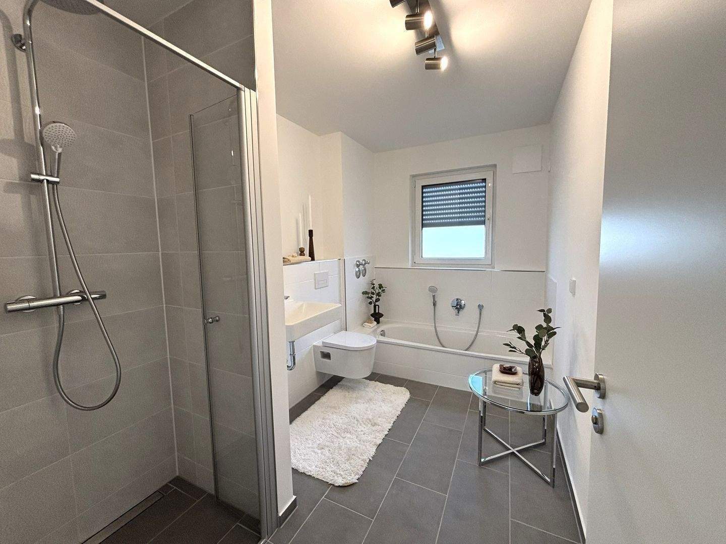 Thumbnail-Bezugsfertige 4-ZKBB Neubauwohnung mit Lift