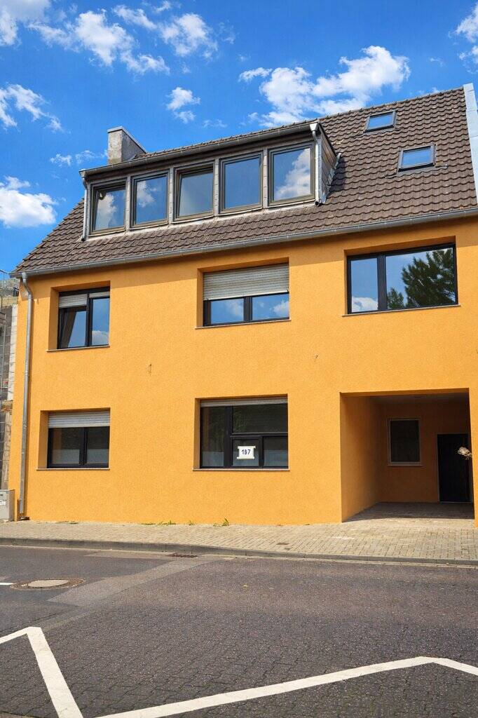 Thumbnail-Ruhig gelegenes 4-Fam.-Haus mit Garten