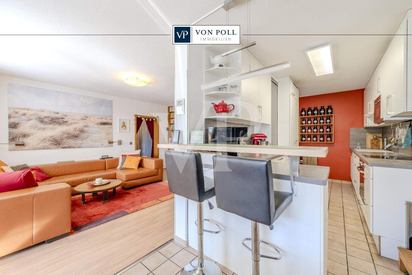 Thumbnail-Modernisierte 5 Zimmer Wohnung mit zwei Tiefgaragenstellplätze, zwei Bäder, Sauna und Whirlpool!