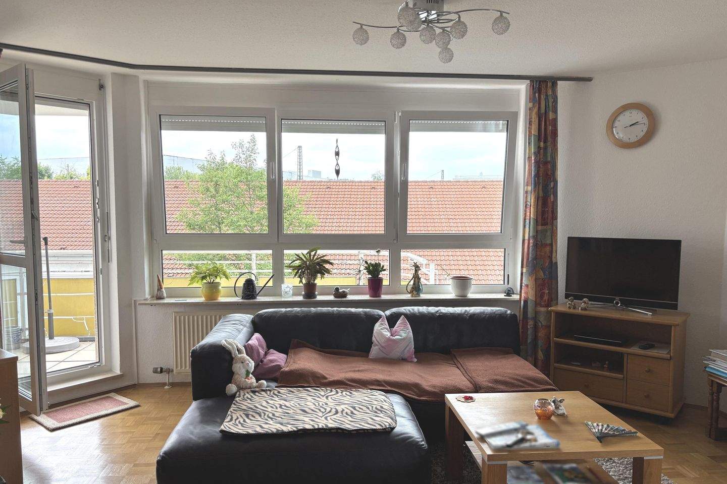 Thumbnail-3-Zimmer-Wohnung mit Balkon und Garage in Stuttgart-Münster!