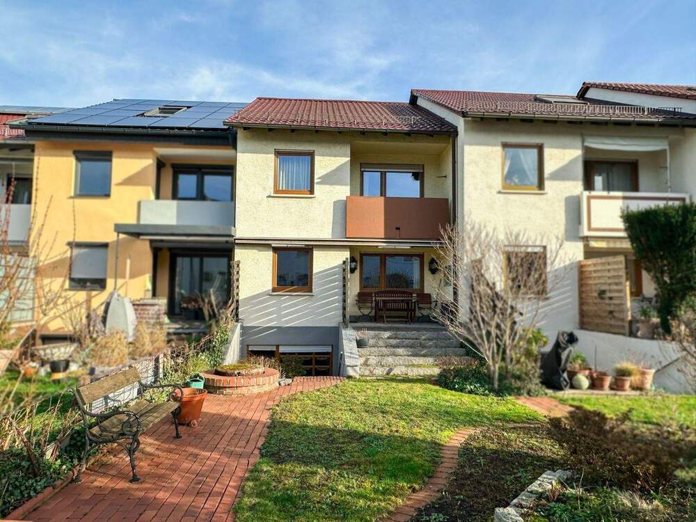 Thumbnail-Reihenhaus mit Potential in Weinheim West