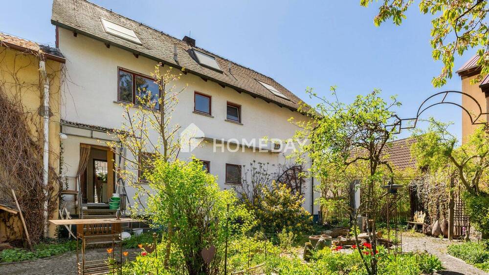 Thumbnail-Einfamilienhaus mit 2 Wohneinheiten und weiterem Ausbaupotenzial mit Naturgarten und Nebengelass