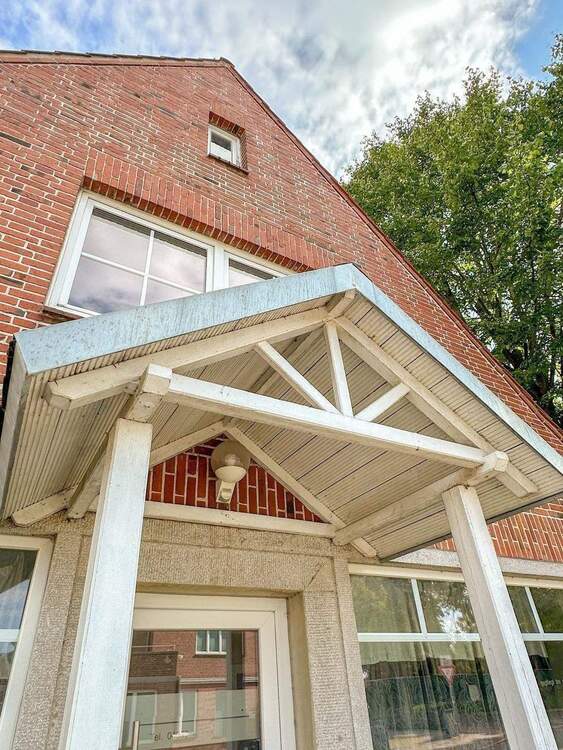 Thumbnail-Charmantes Ein- bis Zweifamilienhaus in zentraler Lage von Lensahn