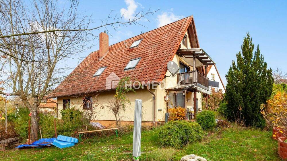 Thumbnail-Ruhig gelegenes Mehrfamilienhaus mit 3 WE, Gartenidylle und attraktivem Entwicklungspotenzial