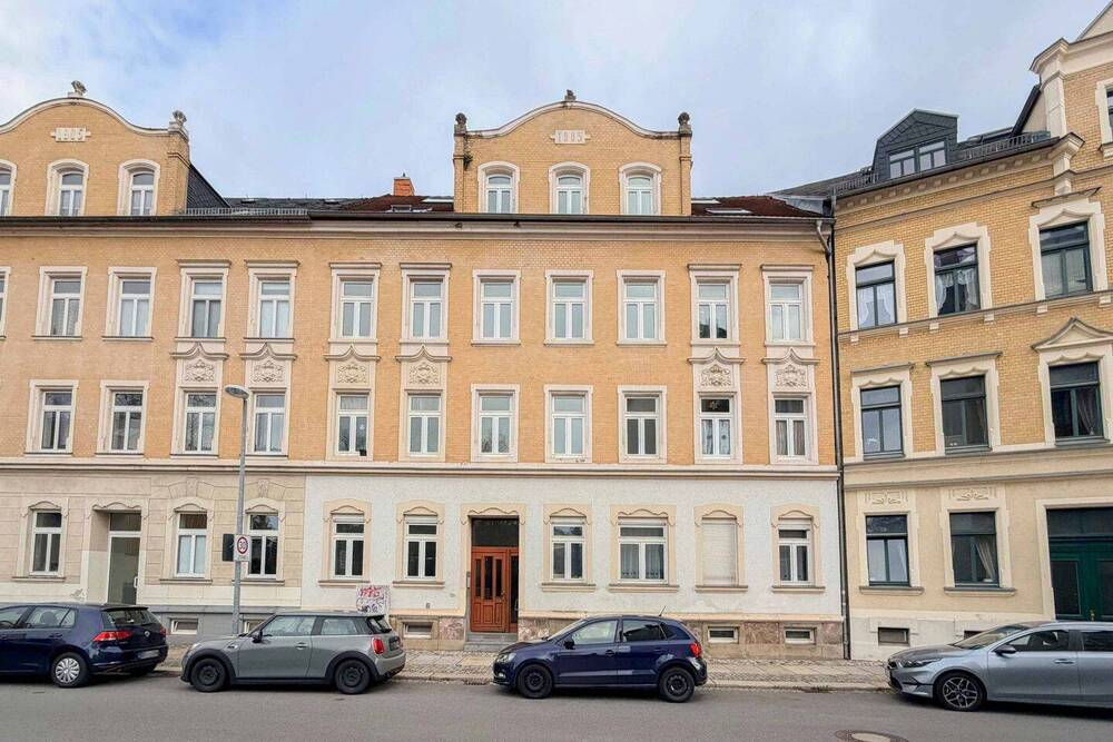 Thumbnail-Teilvermietetes MFH mit 13 Einheiten und Wertsteigerungspotenzial in Chemnitz