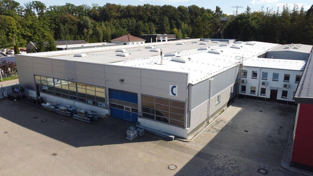 Thumbnail-Produktions- und Lagerflächen zu vermieten (Gebäude C)