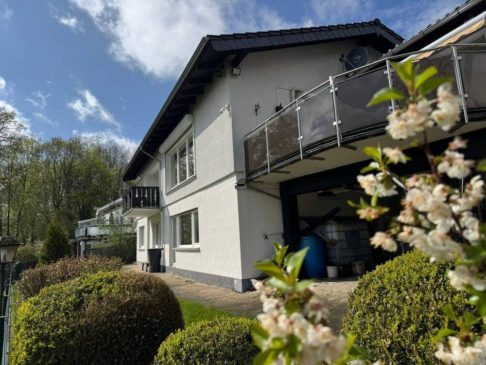 Thumbnail-*Komfortables & großes Einfamilienhaus in bester Lage von Osterode*