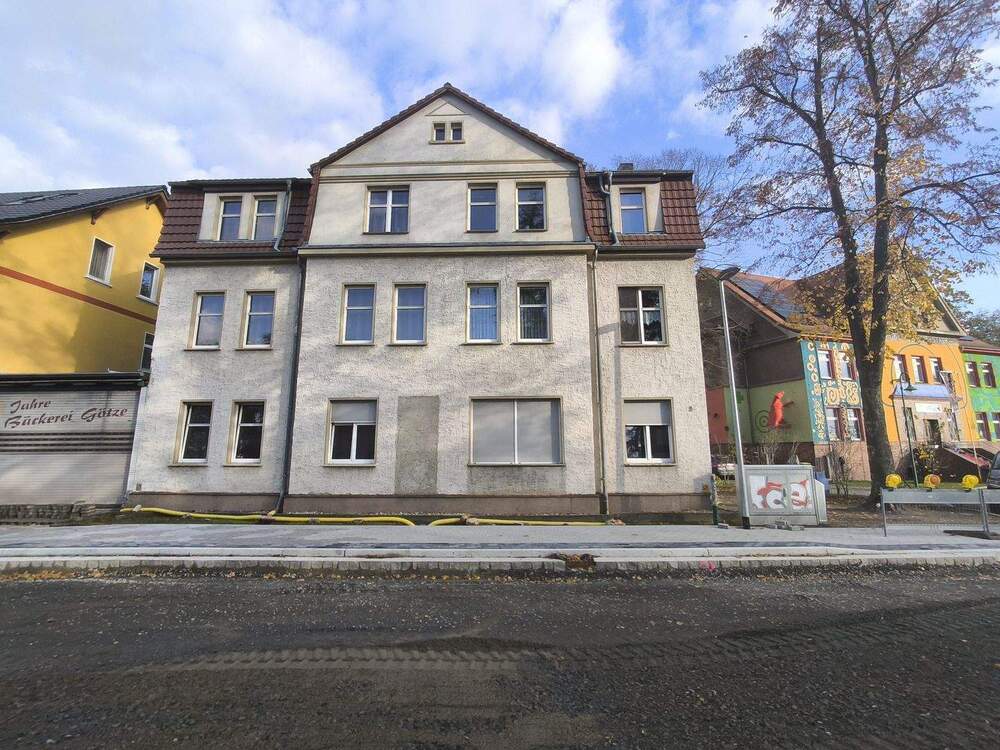 Thumbnail-Lukratives Mehrfamilienhaus mit 6 Wohneinheiten