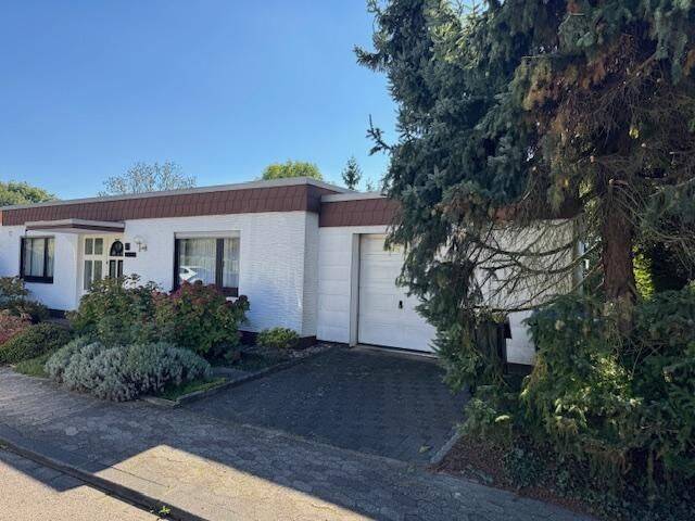 Thumbnail-Top gepflegtes Einfamilienhaus mit Garage und kleinem Garten, Saarbrücken-Eschberg