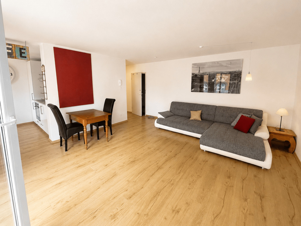 Thumbnail-SB. St.Arnual- Möblierte 2-Zimmer-Wohnung mit Balkon, Einbauküche und Tiefgaragenstellplatz in ruhiger Lage