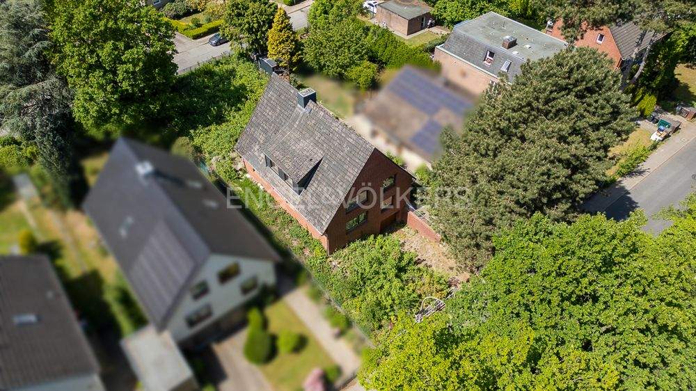 Thumbnail-Einfamilienhaus zum Erhalten und Neugestalten in Rahlstedt