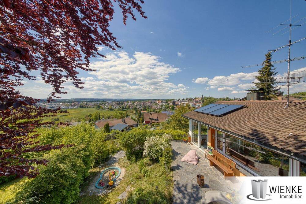 Thumbnail-*REDUZIERT* Fernsicht über 79848 Bonndorf, großes Grundstück, Pelletheizung, Kaminofen, Einliegerwohnung im Kellergeschoss