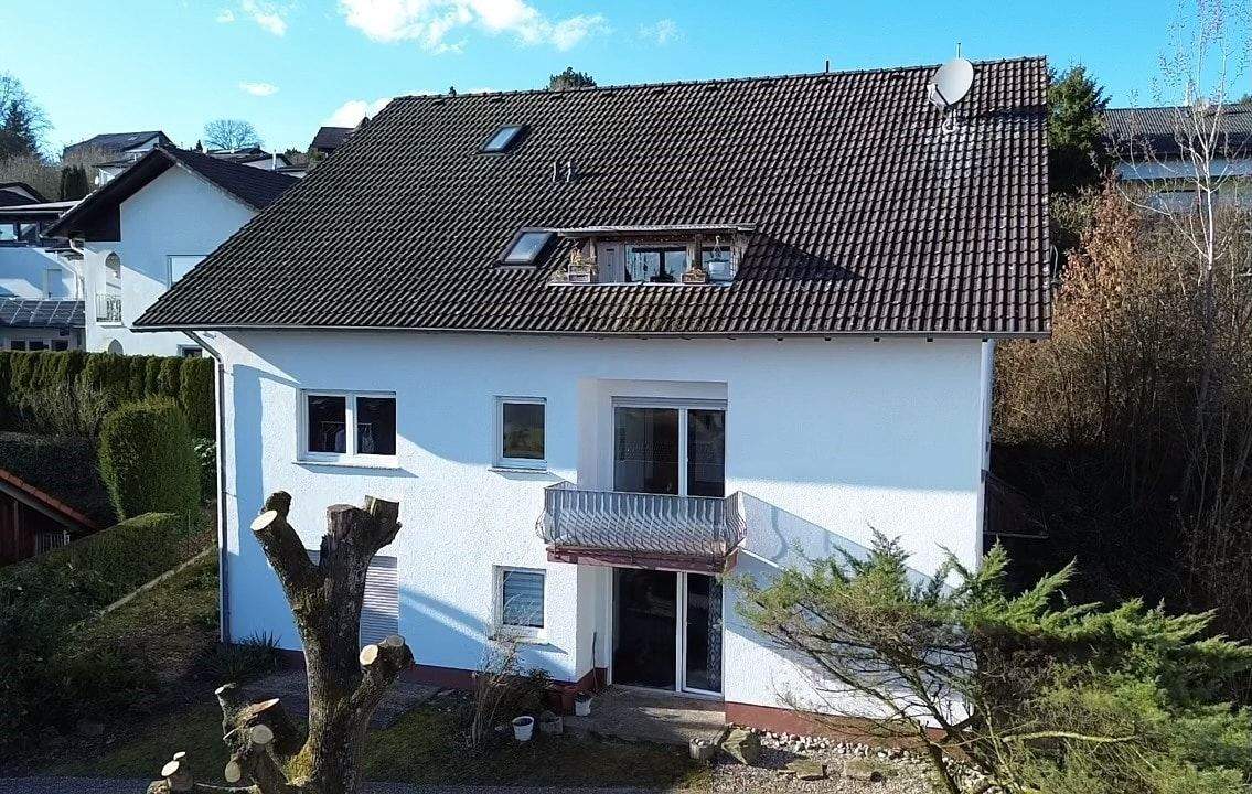 Thumbnail-Mehrfamilienhaus in gefragter Wohnlage von Bad Soden-Salmünster, 7 Einheiten- alle vermietet.