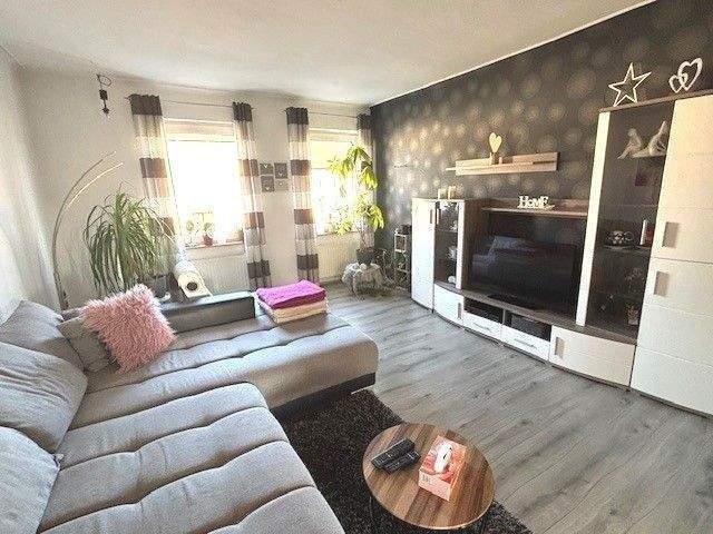 Thumbnail-Geräumige 5-ZKB- Wohnung mit Terrasse in 66773 Schwalbach-Hülzweiler