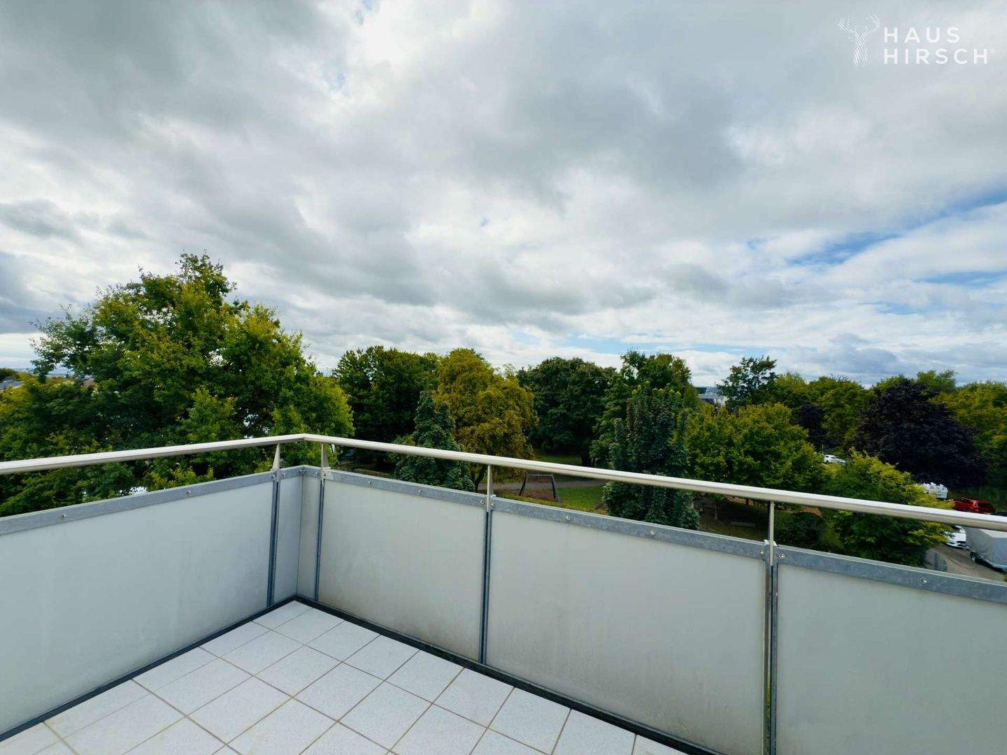 Thumbnail-Lichtdurchflutete DG-Wohnung in ruhiger Lage von Kornwestheim