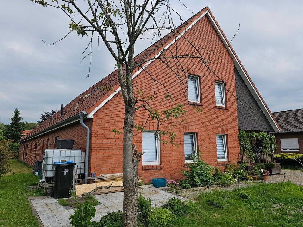 Thumbnail-Ausreichend Platz ! Renovierte Wohnung in Tichelwarf