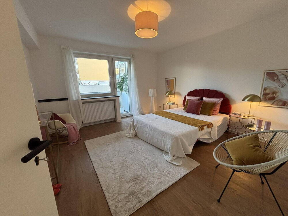 Thumbnail-Frisch modernisierte 2-Zimmer-Wohnung mit Südbalkon - provisionsfrei im Herzen von Nippes