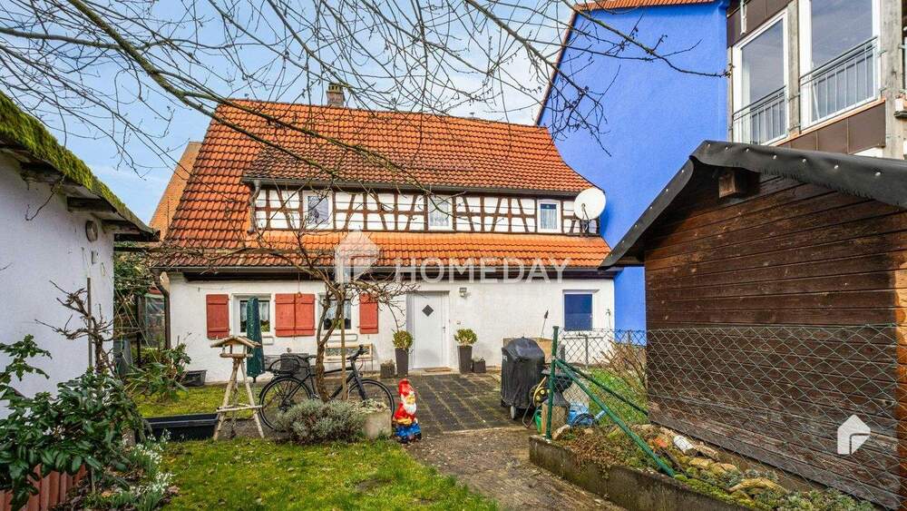 Thumbnail-Schönes Bauernhaus mit 6 Zimmern und Garage in sehr guter Lage
