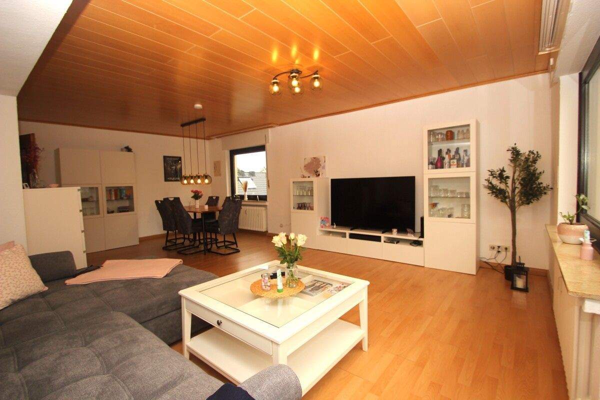 Thumbnail-2 helle Zimmer mit Balkon ETW in Königswinter-Ittenbach!