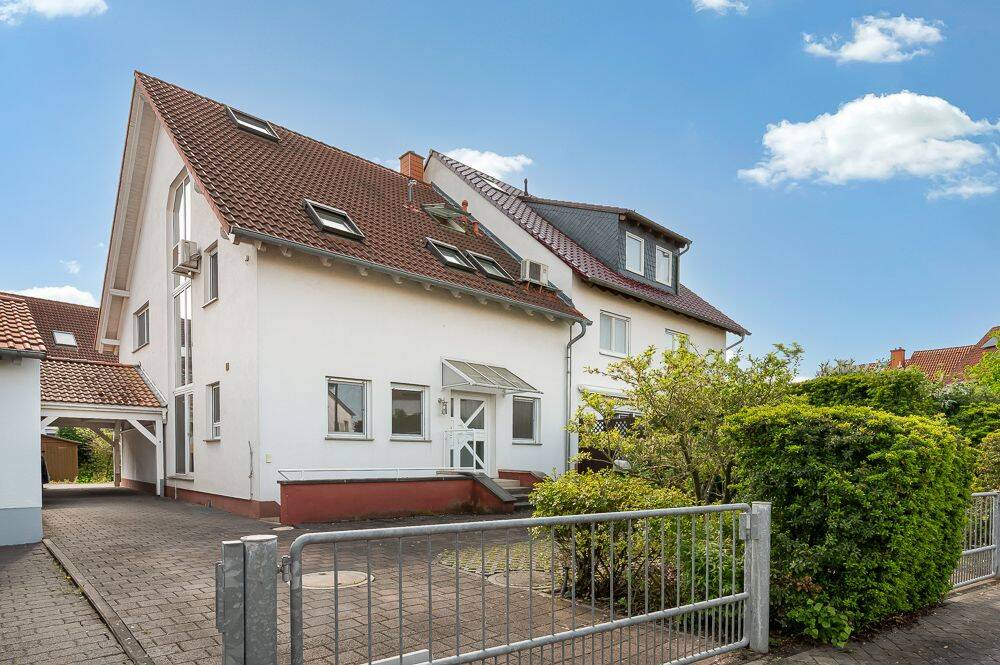 Thumbnail-Doppelhaushälfte mit hochwertiger Ausstattung und besonderer Architektur