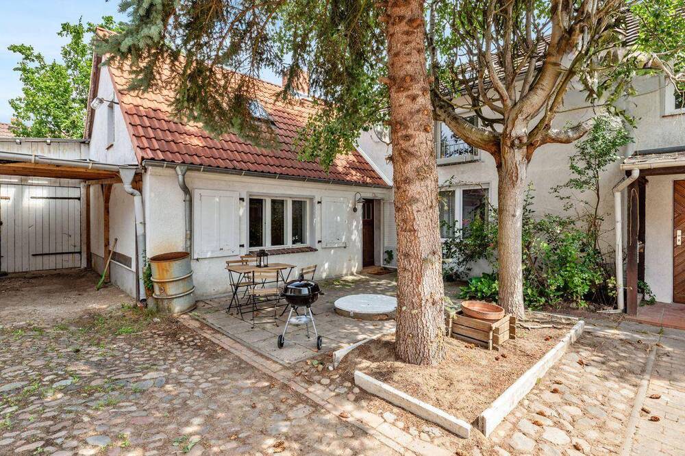 Thumbnail-Charismatischer 3-Seitenhof mit Entwicklungspotenzial