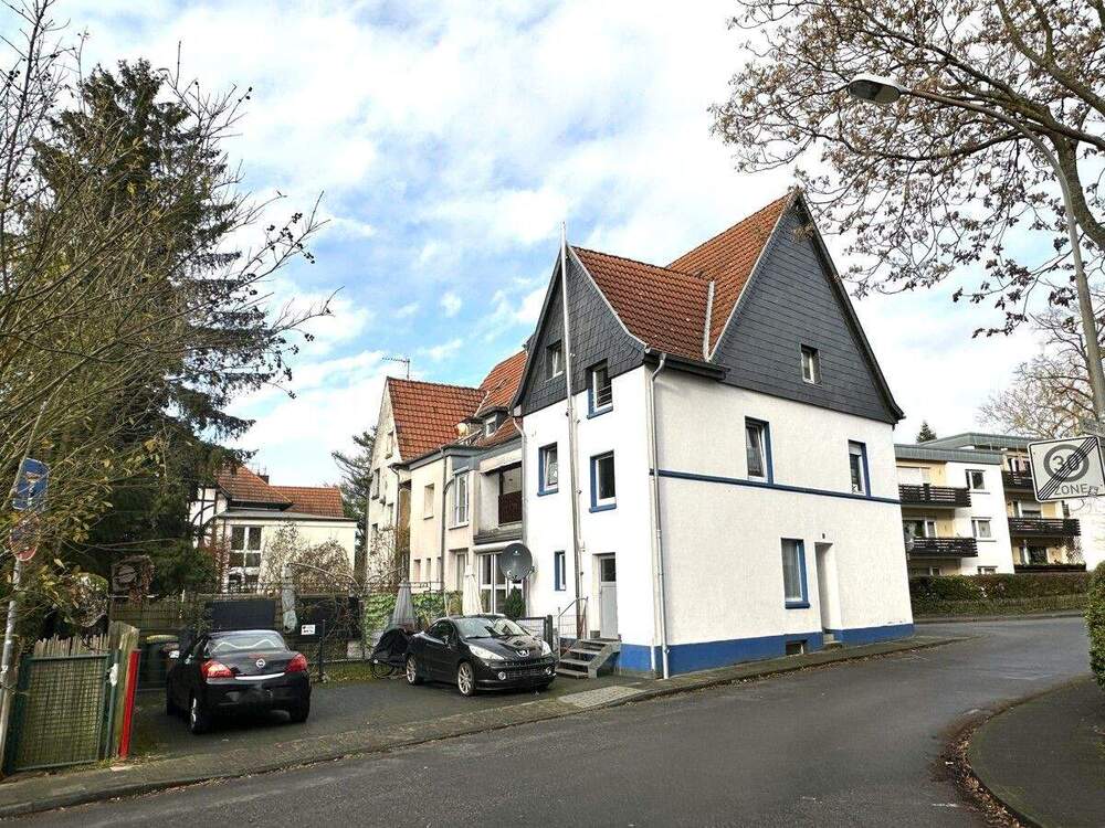 Thumbnail-Wohnhaus mit 3 Mieteinheiten und PKW-Stellplätzen in Bad Honnef