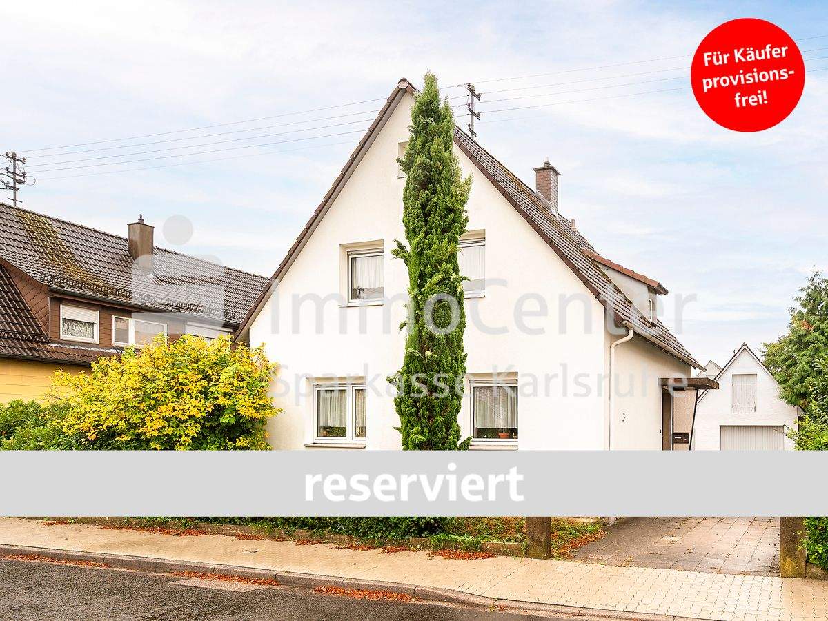 Thumbnail-Einfamilienhaus in Karlsruhe-Grünwinkel mit großem Grundstück und viel Potenzial