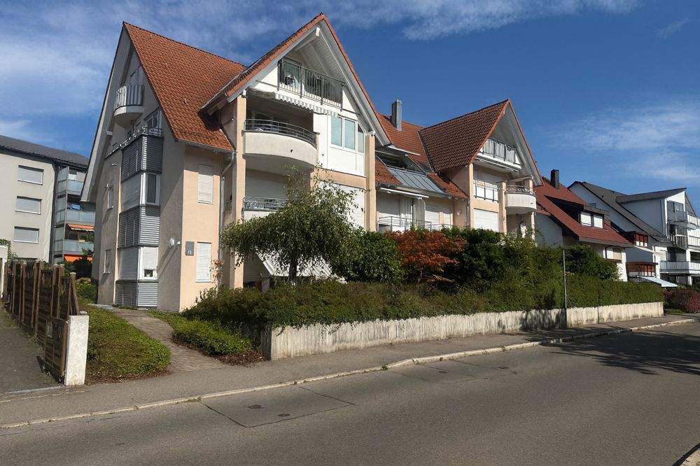 Thumbnail-Helle und gepflegte 3-Zimmer-Wohnung in beliebter Lage von Friedrichshafen mit Seeblick