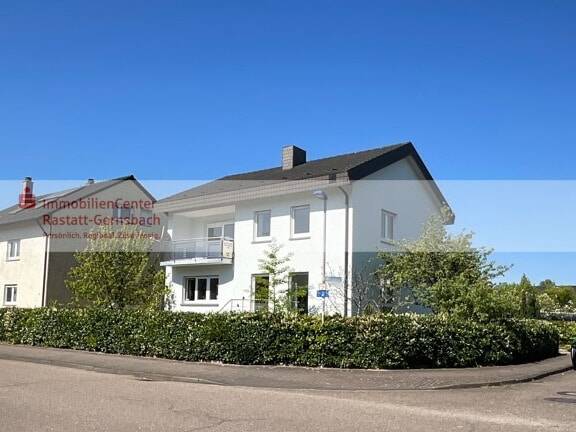 Thumbnail-Charmantes Haus mit Einliegerwohnung in ruhiger Lage von Durmersheim - viel Platz, Blick ins Grüne!
