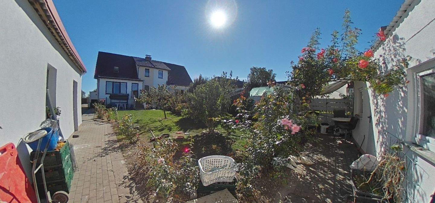 Thumbnail-Saniertes Wohnhaus mit 5 Zimmer, Vollkeller, 2 Bäder, Garage, Nebengelass & viel Land, im LK Rostock