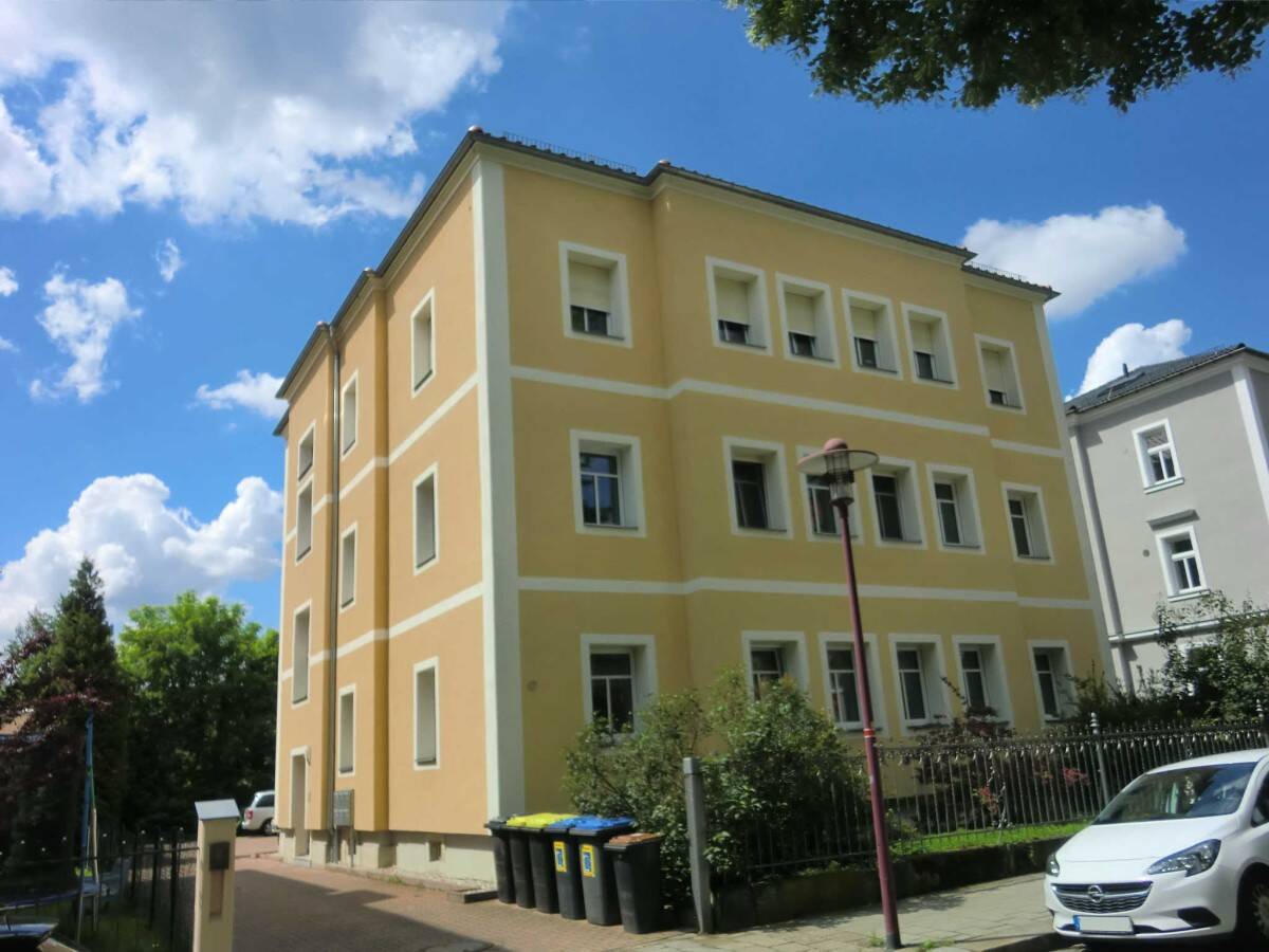 Straßenansicht