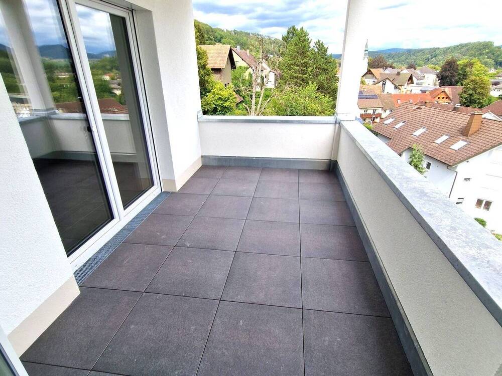 Thumbnail-Große 3 Zimmerwohnung in perfekter Lage mit herrlicher Aussicht