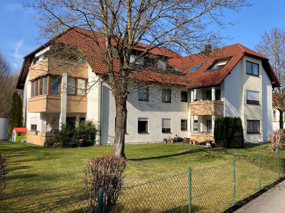 Thumbnail-GERÄUMIGE 4-ZIMMER EIGENTUMSWOHNUNG MIT GARAGE IN 89257 ILLERTISSEN