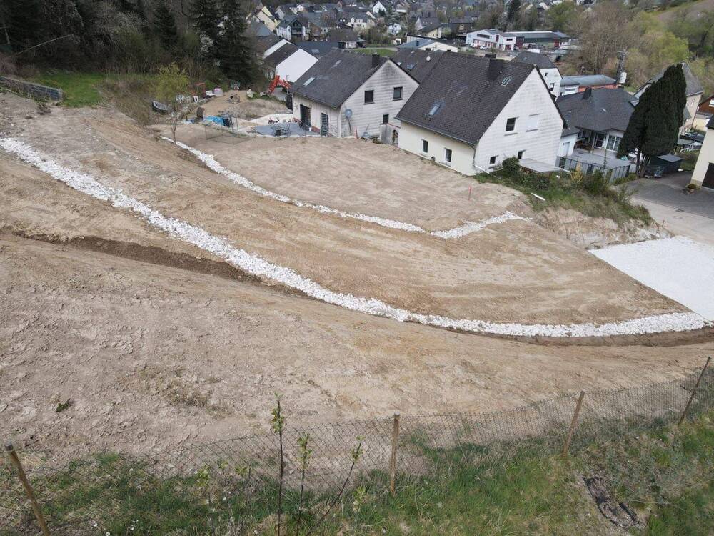 Thumbnail-Baugrundstück mit Potenzial – Ideal für Eigenheim oder Investition