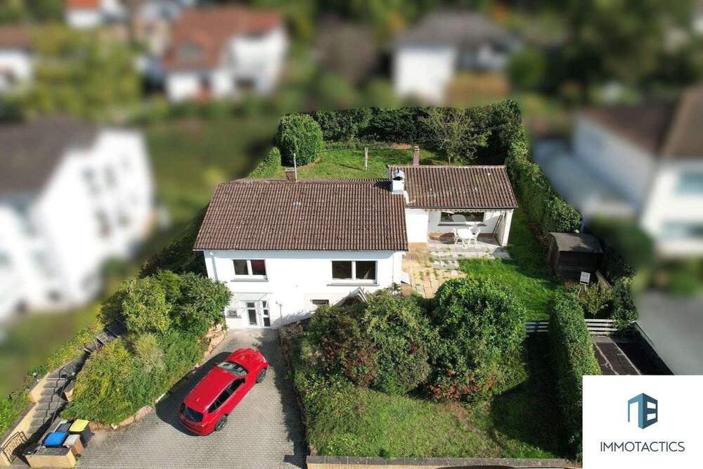 Thumbnail-Freistehendes Einfamilienhaus in Hargesheim mit großem Garten & Garage - ab sofort bezugsfrei