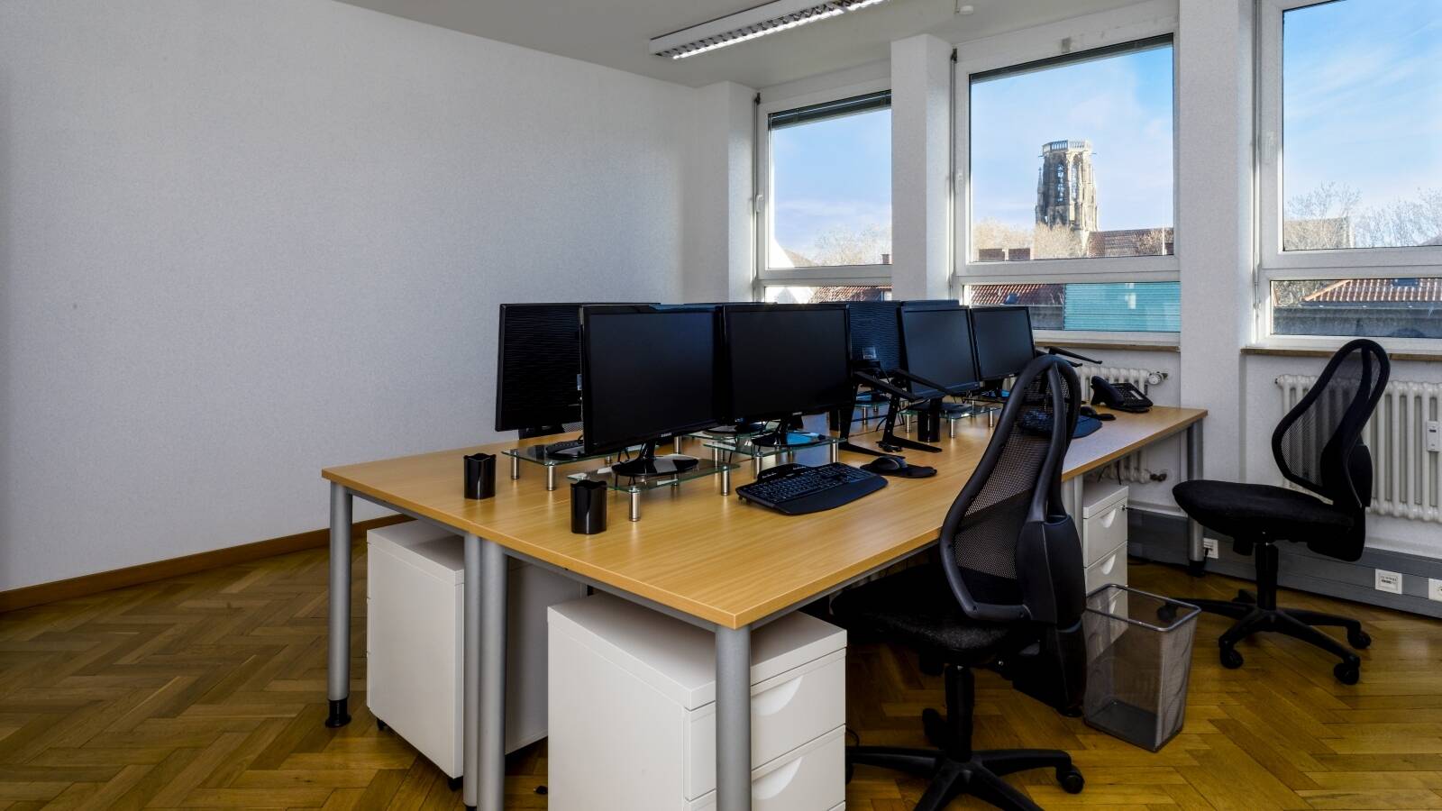 Thumbnail-Provisionsfrei: Moderne, möblierte Bürofläche am Feuersee in Stuttgart-West