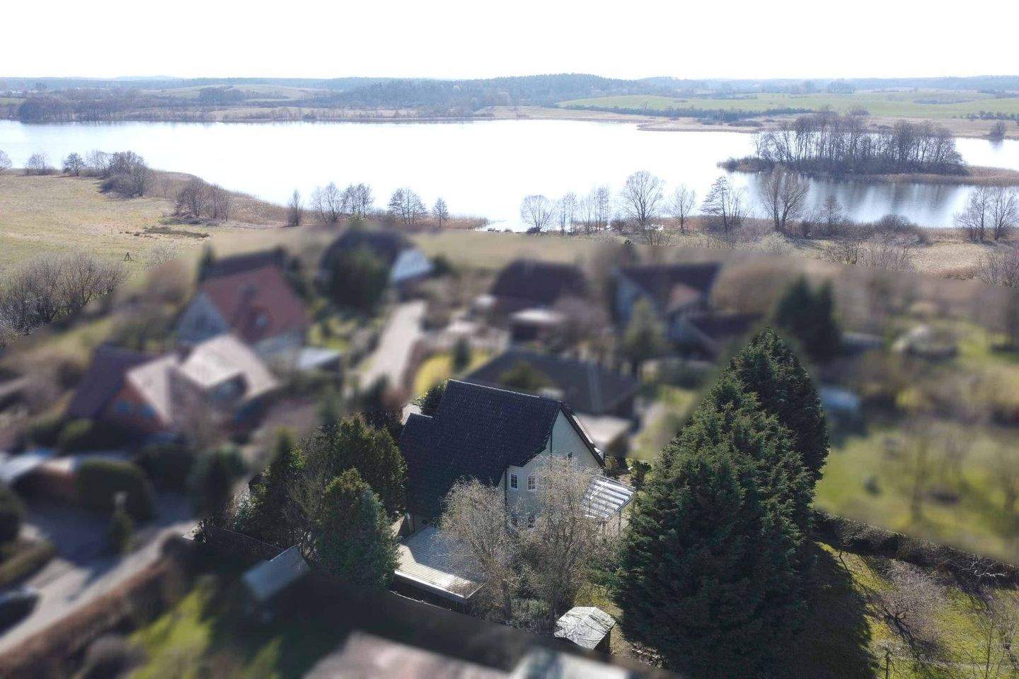 Thumbnail-Platz für alle Träume: Großzügiges Haus mit Sauna, Seeblick, Garten, Hobbyräumen - ruhig & stadtnah