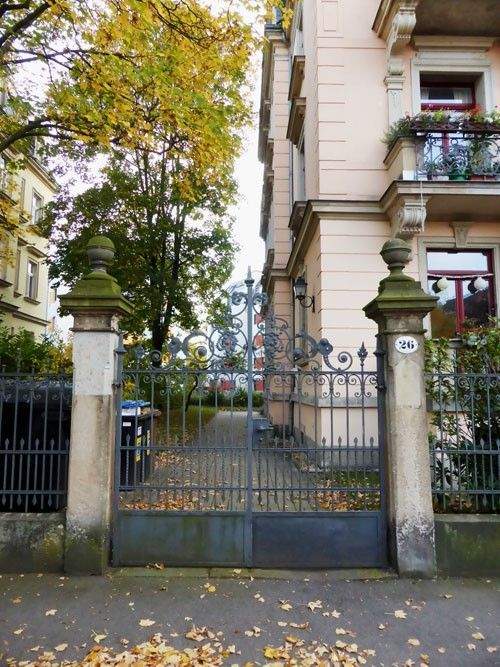 Thumbnail-Attraktive Hochparterre-Wohnung mit Balkon vor dem Schillerplatz