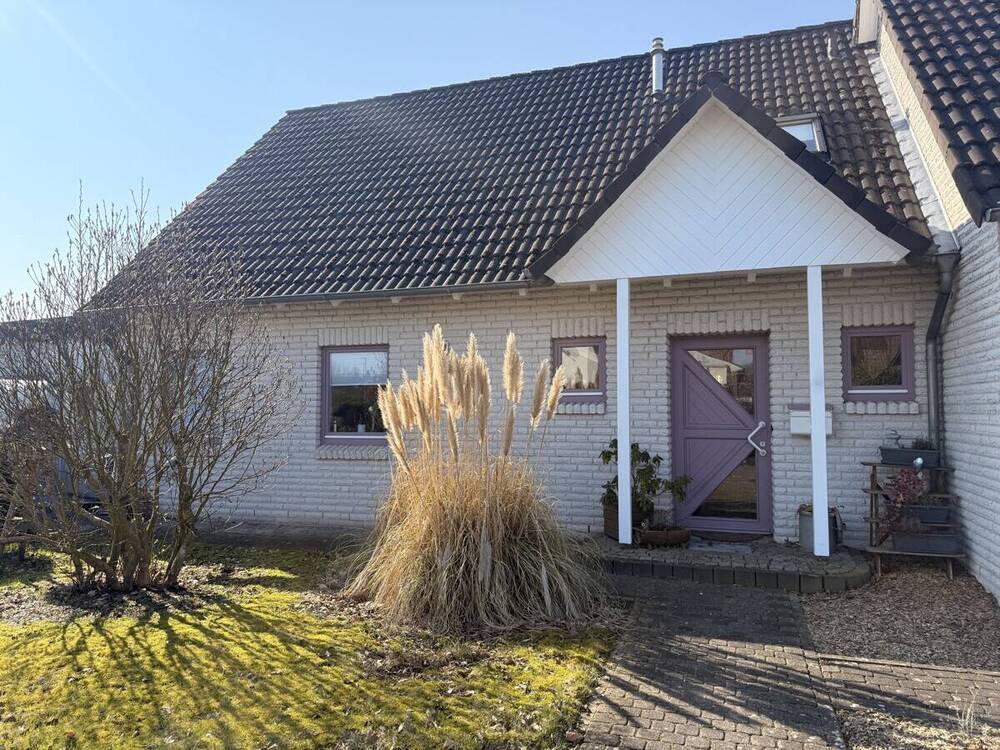 Thumbnail-Solide Doppelhaushälfte in Stuhr - Wohnen mit Wohlfühlfaktor in der Nähe des Steller Sees!