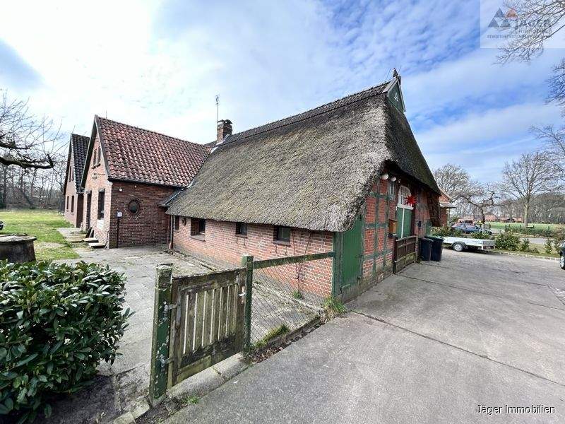 Thumbnail-Wohnen, Arbeiten, Vermieten - Vielseitiger Resthof mit hohem Ertragspotenzial