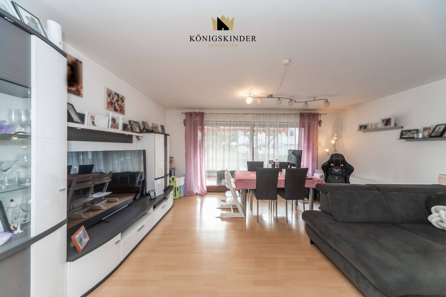 Thumbnail-Helle 3,5-Zimmer-Wohnung mit Balkon, Garage und nur 4 Parteien - ruhige Lage in Dettingen